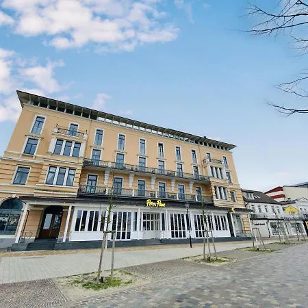 Berringer, Krabbe, Direkt An Der Promenade * Rostock
